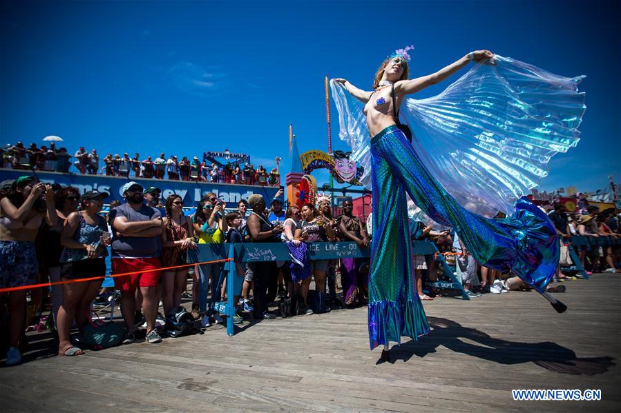 U.S.-NEW YORK-MERMAID PARADE