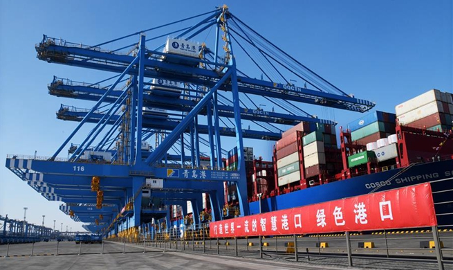 Second phase of automatic dock of Qingdao port put into operation