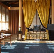 高級(jí)會(huì)所藏身故宮旁"寺廟"？