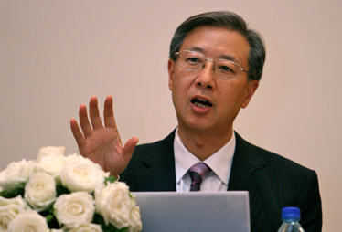 【開放】現(xiàn)階段國(guó)際化的重點(diǎn)是“引進(jìn)來”