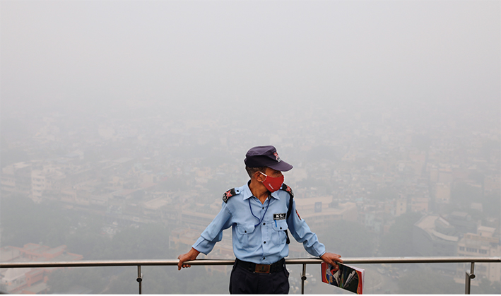 “夢(mèng)想成為超市保安”：印度青年的戲謔和憂愁