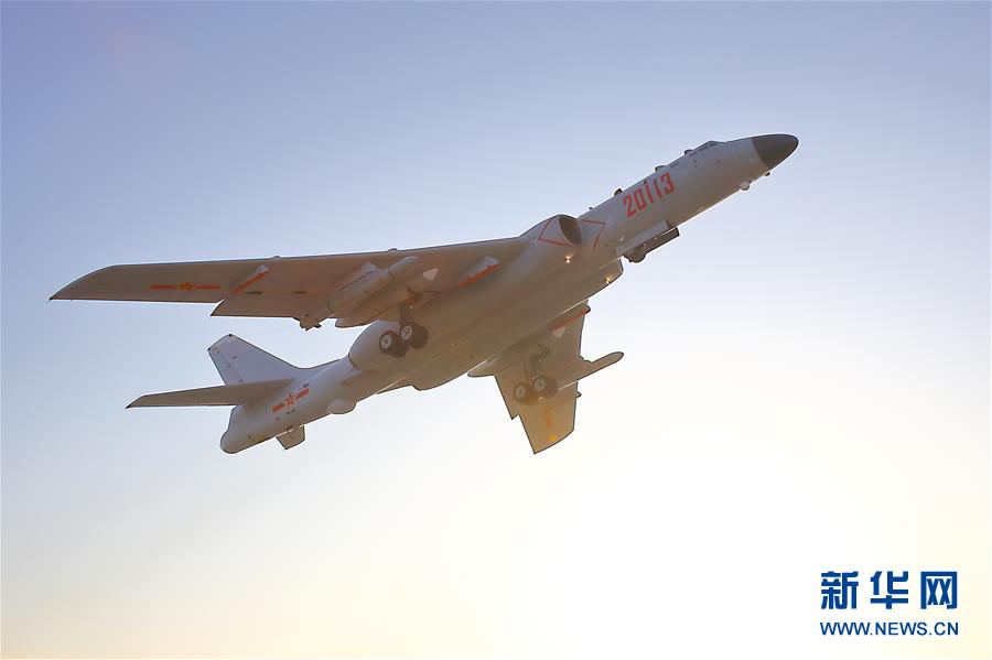 (圖文互動(dòng))(1)中國(guó)空軍編隊(duì)飛越對(duì)馬海峽赴日本海遠(yuǎn)洋訓(xùn)練