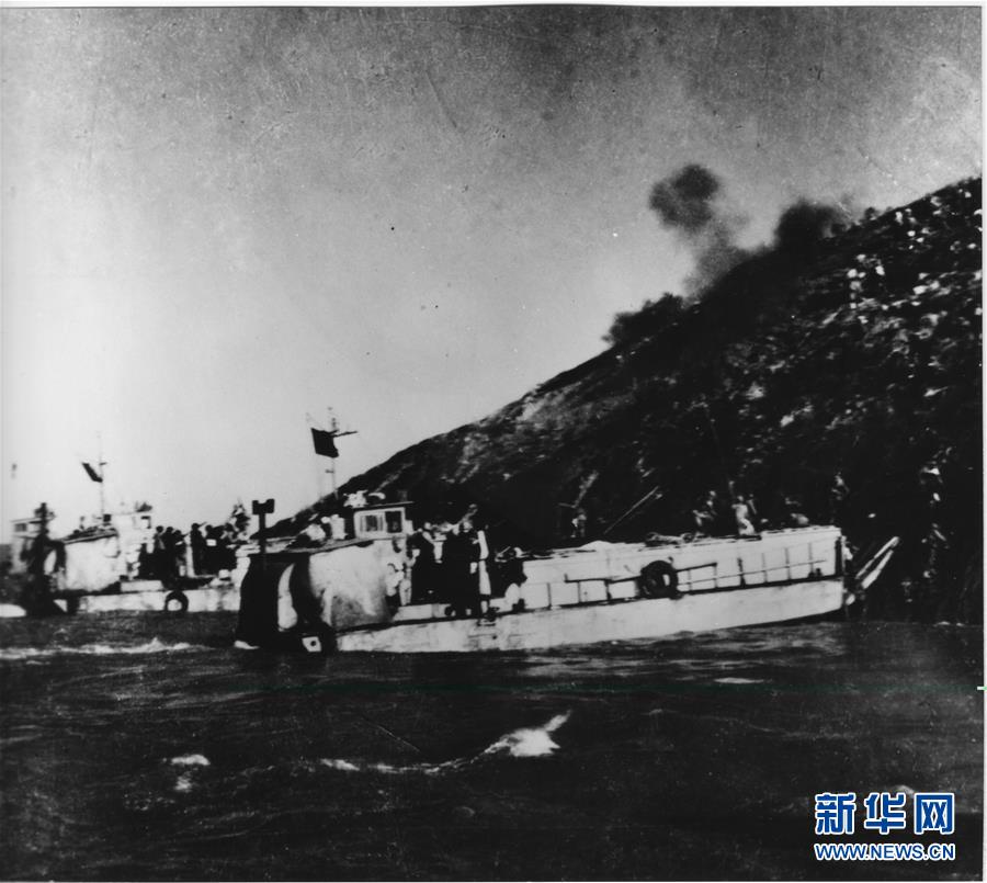 (人民海軍70年·新華全媒頭條·圖文互動(dòng))(2)向著深藍(lán)出發(fā)——獻(xiàn)給人民海軍成立70周年