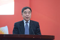 全國(guó)人大教科文衛(wèi)委員會(huì)主任委員、清華大學(xué)新聞出版學(xué)院院長(zhǎng)柳斌杰致辭