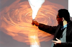 人類(lèi)首次&ldquo;看見(jiàn)&rdquo;的那個(gè)黑洞，有了偏振圖像