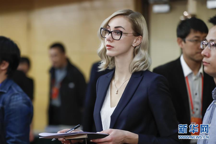 （十九大）（11）我眼中的十九大&mdash;&mdash;新華社外籍記者上會記 