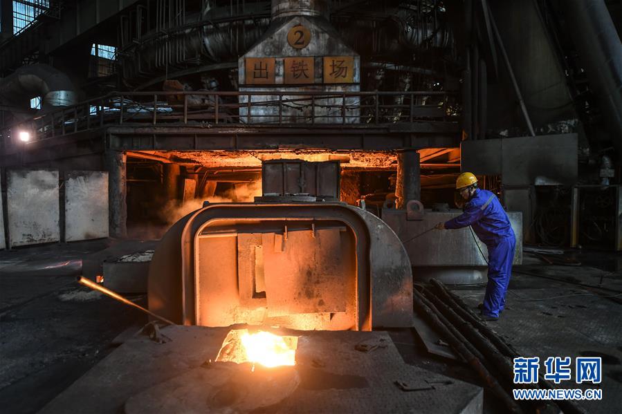 （&ldquo;奮進(jìn)新時(shí)代&rdquo;特別報(bào)道&middot;圖文互動(dòng)）（1）新時(shí)代 新氣象 新作為&mdash;&mdash;學(xué)習(xí)貫徹落實(shí)黨的十九大精神&ldquo;基層調(diào)研行&rdquo;綜述