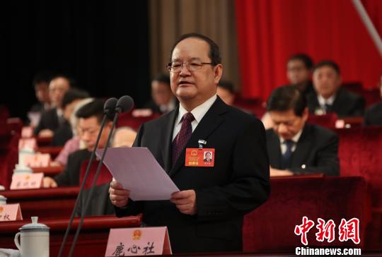 鹿心社當選江西省人大常委會主任劉奇為江西省長(圖)