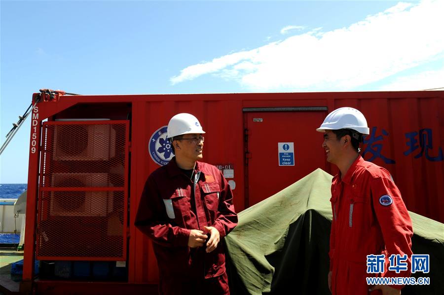 （圖文互動(dòng)）（1）專訪：海山如此多嬌，然而我們研究太少！&mdash;&mdash;訪&ldquo;科學(xué)&rdquo;號(hào)麥哲倫海山科考航次首席科學(xué)家徐奎棟