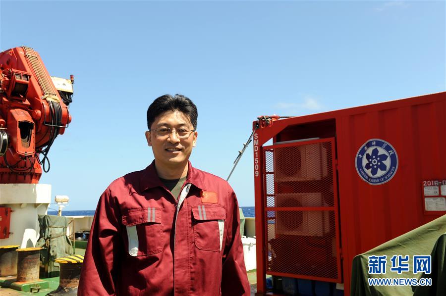 （圖文互動(dòng)）（2）專訪：海山如此多嬌，然而我們研究太少！&mdash;&mdash;訪&ldquo;科學(xué)&rdquo;號(hào)麥哲倫海山科考航次首席科學(xué)家徐奎棟