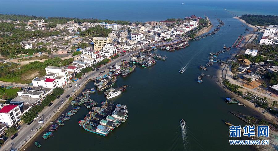 （新華全媒頭條&middot;潮起海之南&middot;圖文互動(dòng)）（10）在偉大復(fù)興新征程上揚(yáng)帆遠(yuǎn)航&mdash;&mdash;從海南建省辦特區(qū)看中國(guó)改革開放40年