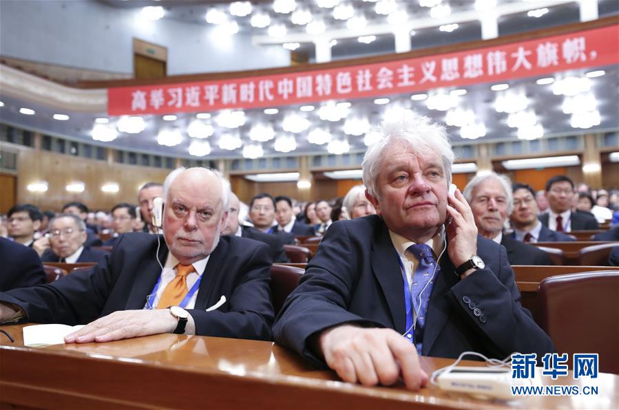 （新華全媒頭條&middot;圖文互動）（3）向著建設(shè)世界科技強國的偉大目標(biāo)奮勇前進(jìn)！&mdash;&mdash;習(xí)近平總書記在兩院院士大會上的重要講話引起熱烈反響之一 