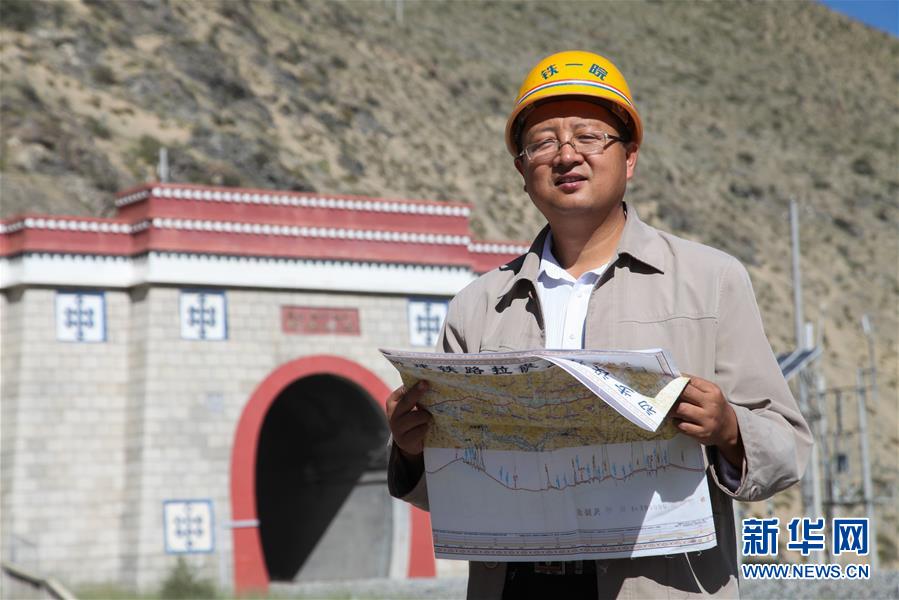 （新時(shí)代奮斗者&middot;圖文互動(dòng)）（1）執(zhí)一事，終一世&mdash;&mdash;記高原鐵路&ldquo;探路者&rdquo;劉爭(zhēng)平