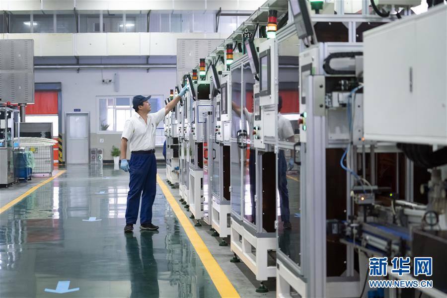 （壯闊東方潮 奮進(jìn)新時(shí)代&mdash;&mdash;慶祝改革開放40年）（6）砥礪奮進(jìn) 轉(zhuǎn)型升級(jí)&mdash;&mdash;改革開放40年中國制造加速邁向&ldquo;中高端&rdquo;