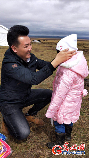 【脫貧攻堅在行動】打通致富路，牧民笑開顏&mdash;&mdash;青海省澤庫縣&ldquo;第一書記&rdquo;張文杰扶貧故事