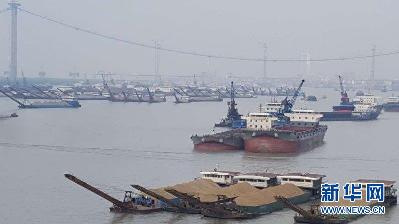 （大江奔流&mdash;&mdash;來(lái)自長(zhǎng)江經(jīng)濟(jì)帶的報(bào)道&middot;圖文互動(dòng)）（6）登岳陽(yáng)樓，又見(jiàn)&ldquo;浩浩湯湯&rdquo;