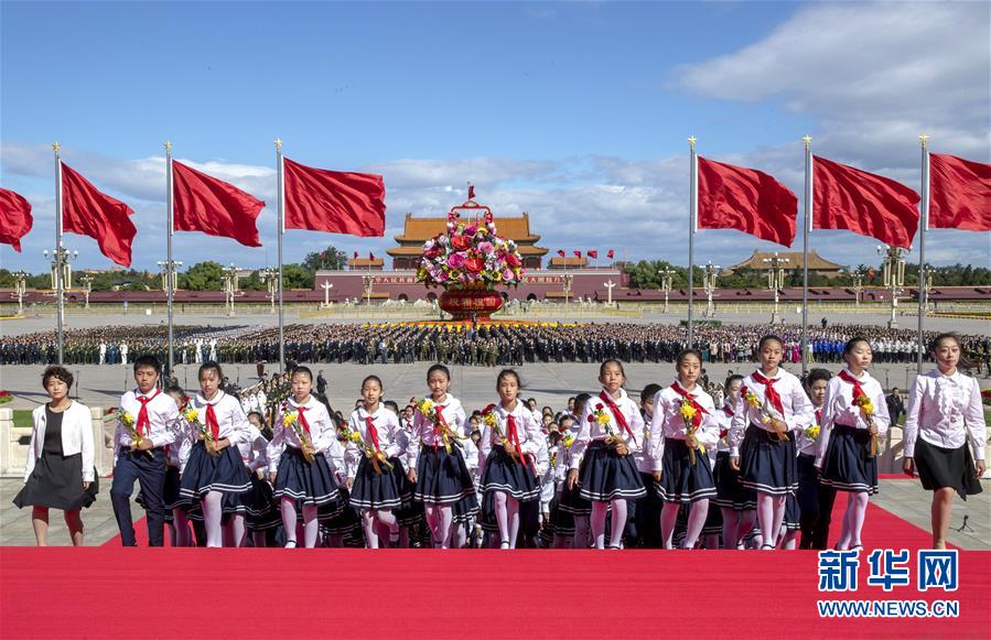 (新華全媒頭條·圖文互動)(2)致敬英烈 捍衛(wèi)榮光——寫在英雄烈士保護法實施后首個烈士紀念日