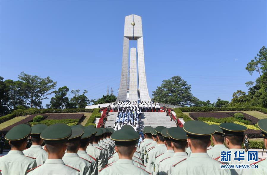 (新華全媒頭條·圖文互動)(8)致敬英烈 捍衛(wèi)榮光——寫在英雄烈士保護法實施后首個烈士紀念日
