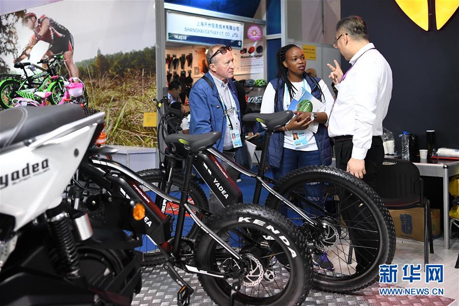 （新華全媒頭條&middot;圖文互動(dòng)）（3）從廣交會(huì)到進(jìn)博會(huì)&mdash;&mdash;中國對(duì)外開放再譜新樂章