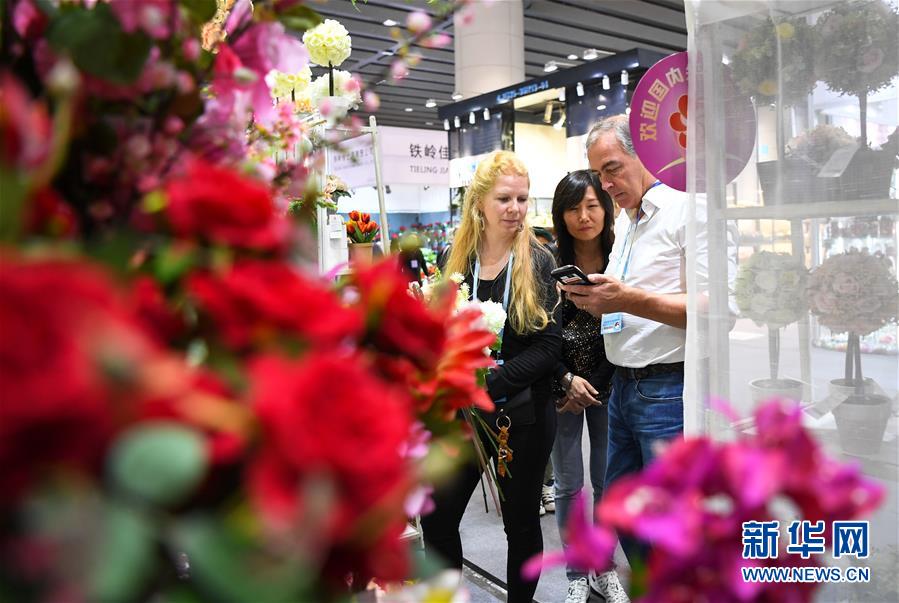 （新華全媒頭條&middot;圖文互動(dòng)）（4）從廣交會(huì)到進(jìn)博會(huì)&mdash;&mdash;中國對(duì)外開放再譜新樂章