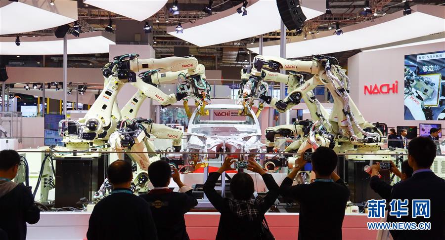 (新華全媒頭條·聚焦進(jìn)口博覽會(huì)·圖文互動(dòng))(2)匯聚世界經(jīng)濟(jì)前行的浩蕩潮流——從首屆中國國際進(jìn)口博覽會(huì)看全球合作發(fā)展新趨勢(shì)