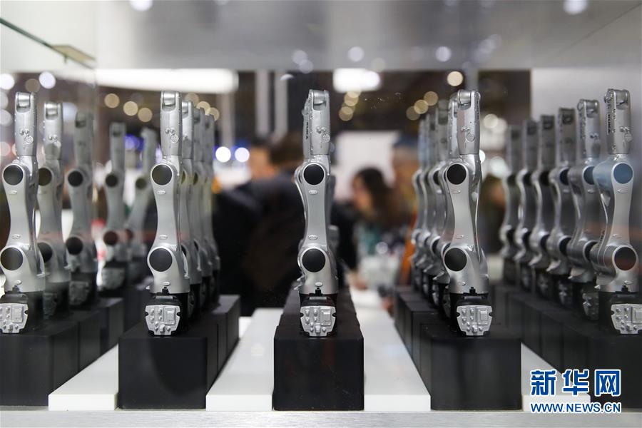 (新華全媒頭條·聚焦進(jìn)口博覽會(huì)·圖文互動(dòng))(3)匯聚世界經(jīng)濟(jì)前行的浩蕩潮流——從首屆中國國際進(jìn)口博覽會(huì)看全球合作發(fā)展新趨勢(shì)