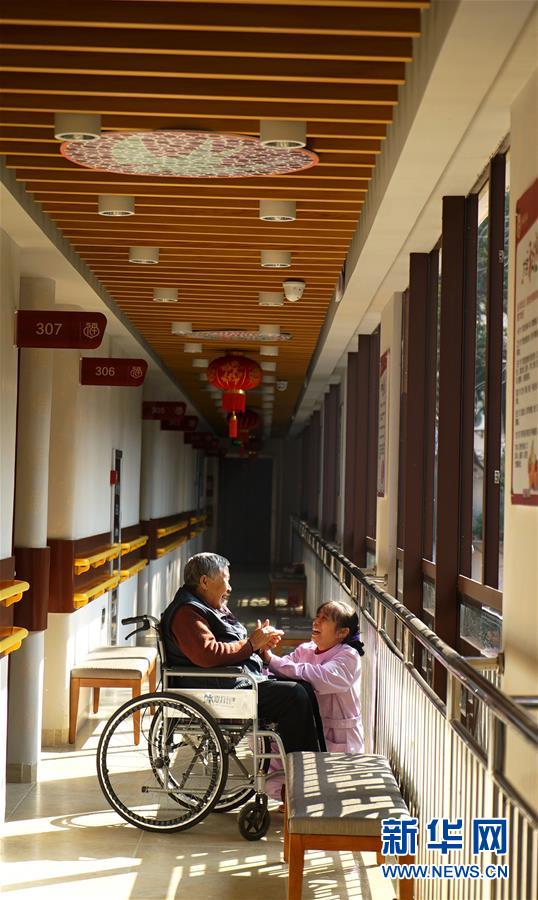 (聚焦歷史性成就和變革·特稿·圖文互動)(5)經(jīng)濟躍上新臺階 發(fā)展站上新起點——我國五年來經(jīng)濟社會發(fā)展成就巡禮