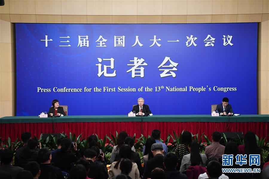 （兩會(huì)）（1）國務(wù)院扶貧辦主任劉永富就&ldquo;打好精準(zhǔn)脫貧攻堅(jiān)戰(zhàn)&rdquo;答記者問