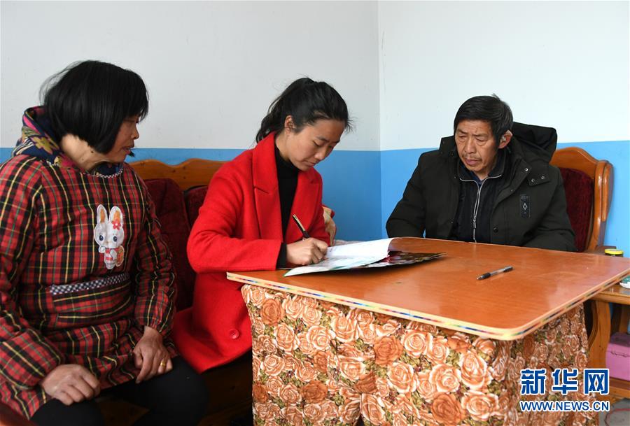 (兩會·基層代表履職故事)(7)全國人大代表程桔:治理村莊環(huán)境 發(fā)展鄉(xiāng)村旅游