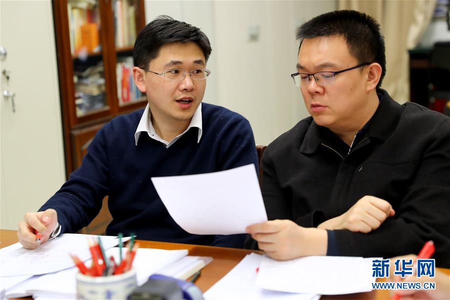 （圖文互動(dòng)&middot;聽(tīng)民意 匯民智）（2）凝聚共識(shí) 提振信心&mdash;&mdash;2018年國(guó)辦&ldquo;旁聽(tīng)&rdquo;全國(guó)兩會(huì)記事