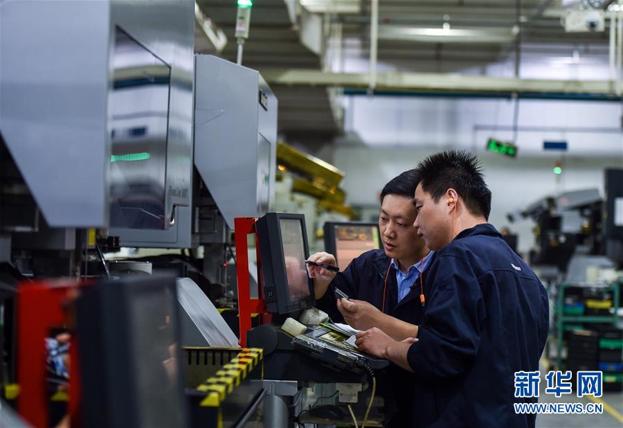 (兩會(huì)·基層代表履職故事)(5)全國(guó)人大代表?xiàng)铒w飛:讓農(nóng)民工有更好的職業(yè)上升通道