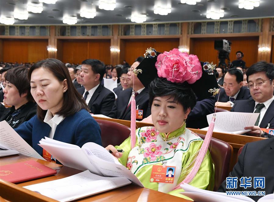 （兩會&middot;基層代表履職故事）（1）全國人大代表孫艷玲：做好非遺事業(yè)，讓古老技藝活起來