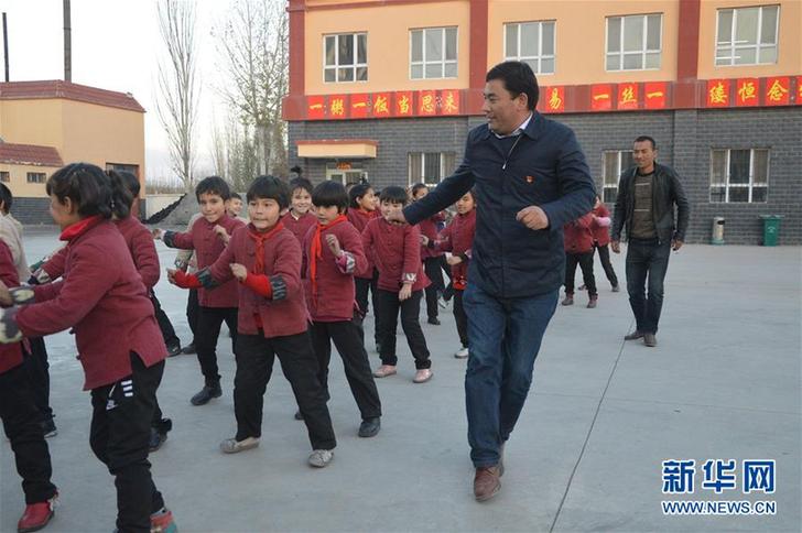 （改革先鋒風(fēng)采&middot;圖文互動(dòng)）（2）庫(kù)爾班&middot;尼亞孜：民族團(tuán)結(jié)進(jìn)步的踐行者