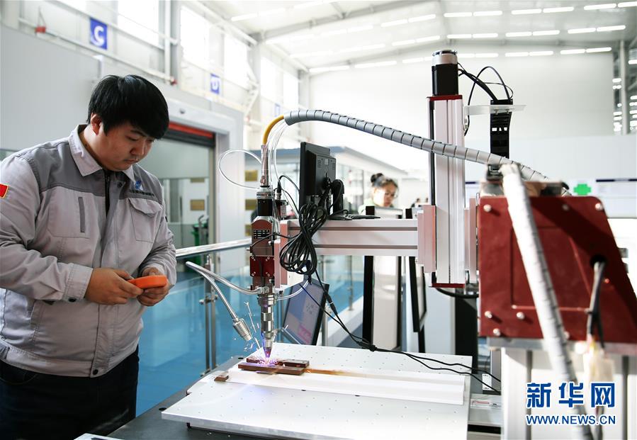 （新華全媒頭條&middot;圖文互動）（5）聚焦高質(zhì)量，躍上新臺階&mdash;&mdash;新年開局看中國經(jīng)濟信心和潛力