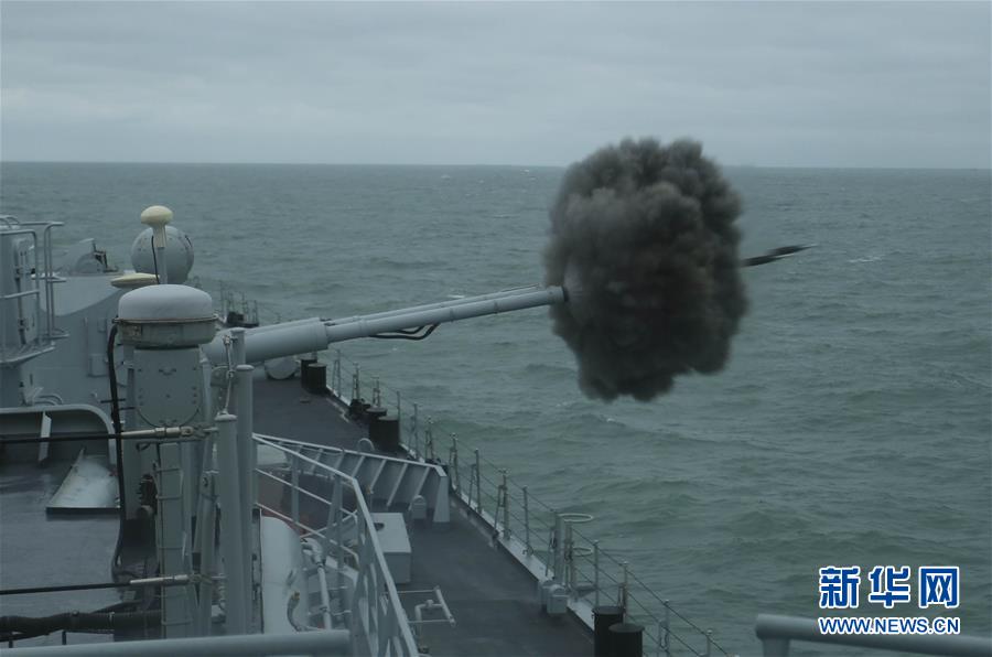 （新華全媒頭條&middot;圖文互動(dòng)）（1）向祖國(guó)報(bào)告：我在戰(zhàn)位守萬家團(tuán)圓&mdash;&mdash;解放軍和武警部隊(duì)新春佳節(jié)備戰(zhàn)執(zhí)勤記事