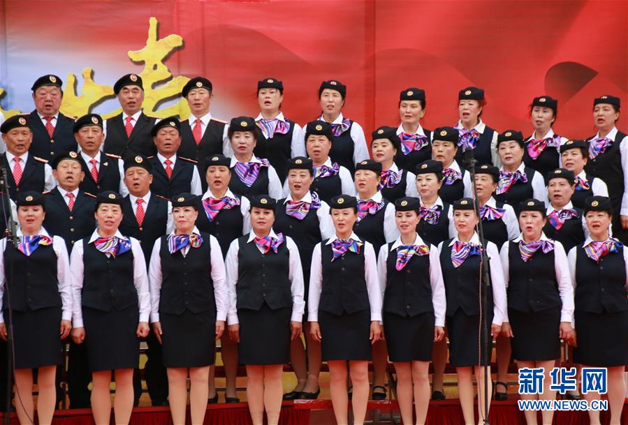 （在習(xí)近平新時(shí)代中國特色社會主義思想指引下&mdash;&mdash;新時(shí)代新作為新篇章&middot;圖文互動）（3）歡樂的&ldquo;精氣神兒&rdquo;從哪來？&mdash;&mdash;&ldquo;東北小延安&rdquo;用&ldquo;文化密鑰&rdquo;解鎖基層治理