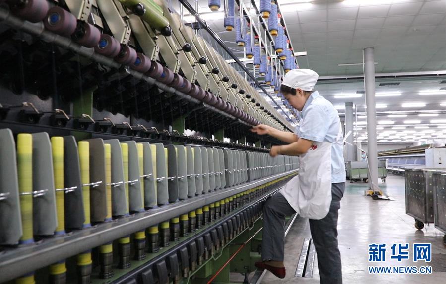 （代表委員履職&middot;圖文互動(dòng)）（2）全國(guó)人大代表范冬云：紡織業(yè)需科技&ldquo;造血&rdquo;