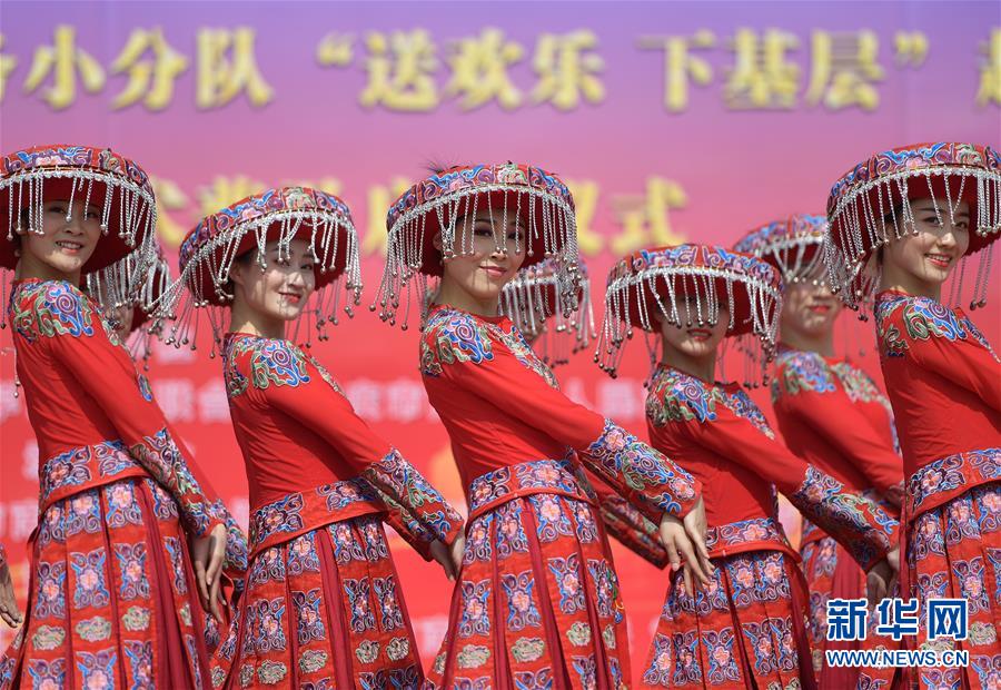 （新華全媒頭條&middot;兩會(huì)精神看落實(shí)&middot;圖文互動(dòng)）（1）把握時(shí)代脈搏　聆聽時(shí)代聲音&mdash;&mdash;落實(shí)全國兩會(huì)精神堅(jiān)定文化自信述評(píng)