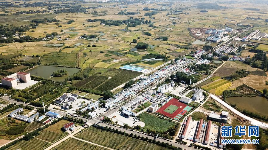 （新華全媒頭條&middot;愛(ài)國(guó)情 奮斗者&middot;圖文互動(dòng)）（7）一個(gè)村的奮斗，一個(gè)時(shí)代的巨變&mdash;&mdash;記敢&ldquo;蹚新路&rdquo;的小崗人