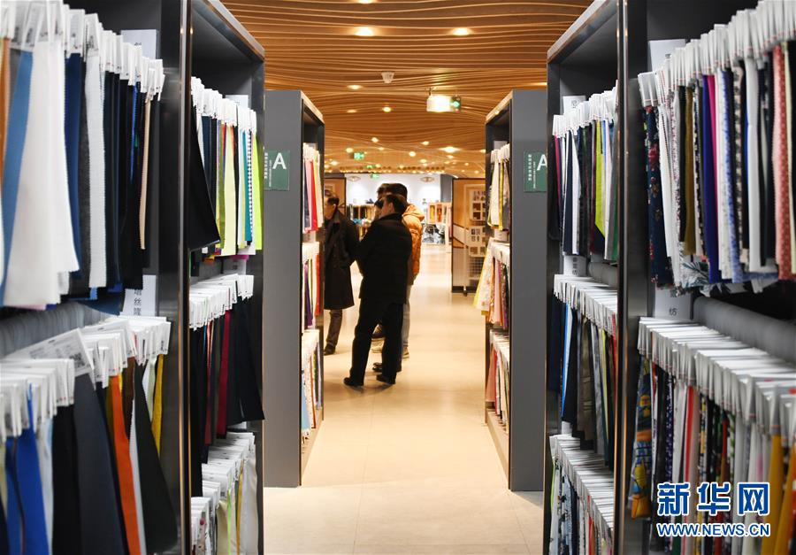 （新華全媒頭條&middot;圖文互動）（10）從&ldquo;來樣加工&rdquo;到為全球&ldquo;量體裁衣&rdquo;&mdash;&mdash;透過&ldquo;迪尚之路&rdquo;看新舊動能轉(zhuǎn)換