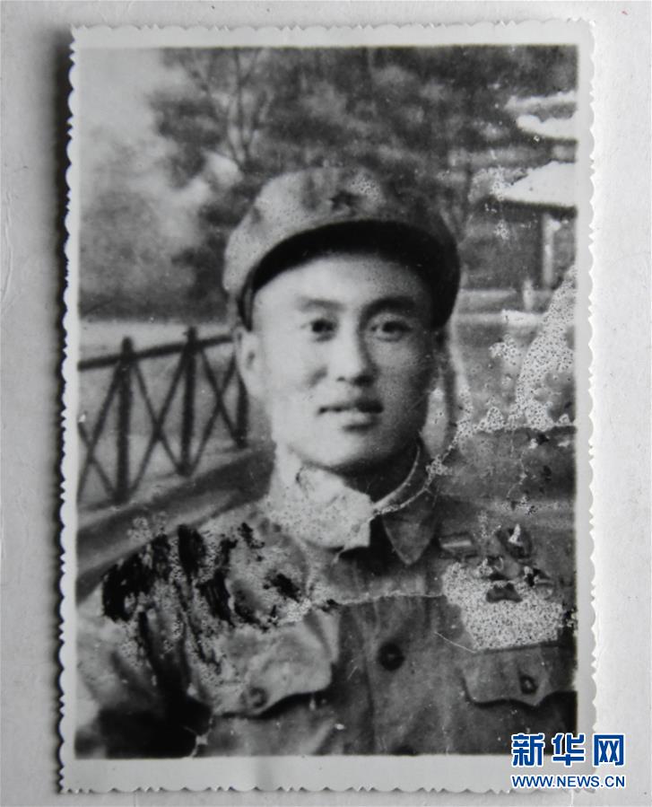 (新華全媒頭條·圖文互動(dòng))(2)英雄無(wú)言——95歲老黨員張富清的本色人生