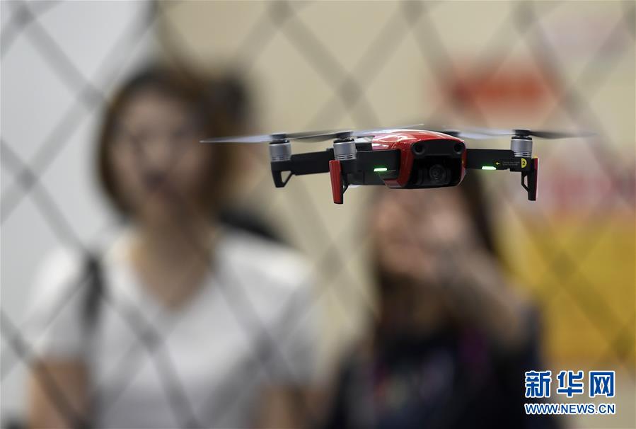 （新華全媒頭條&middot;圖文互動(dòng)）（4）擁抱智能新時(shí)代：世界智能大會(huì)釋放了哪些新信號(hào)？