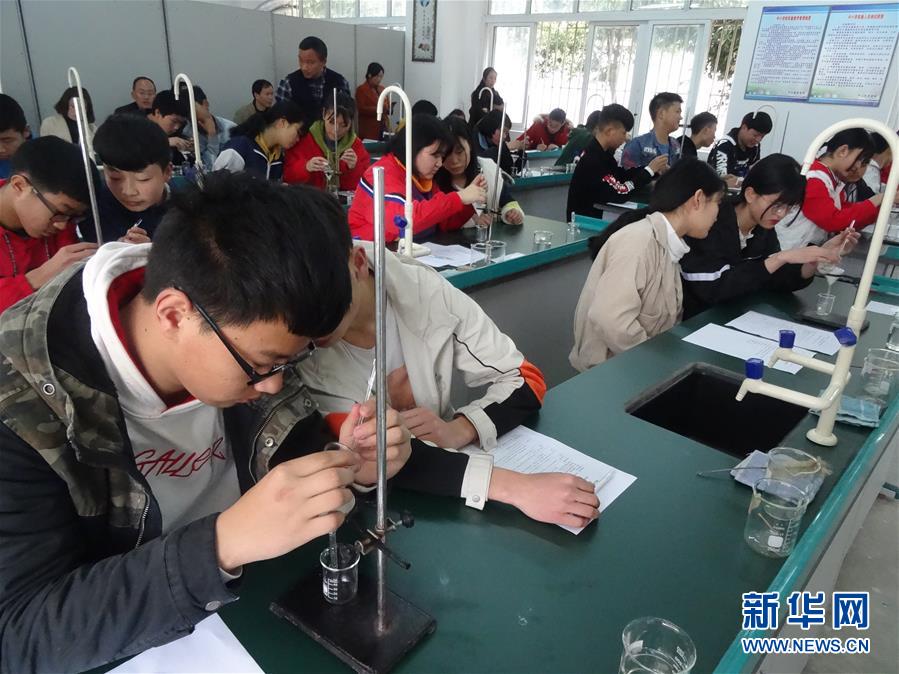 (新華全媒頭條·圖文互動(dòng))(6)努力成為好孩子 奮勇爭(zhēng)當(dāng)接班人——兒童節(jié)前夕回訪習(xí)近平總書記關(guān)心過(guò)的少年兒童