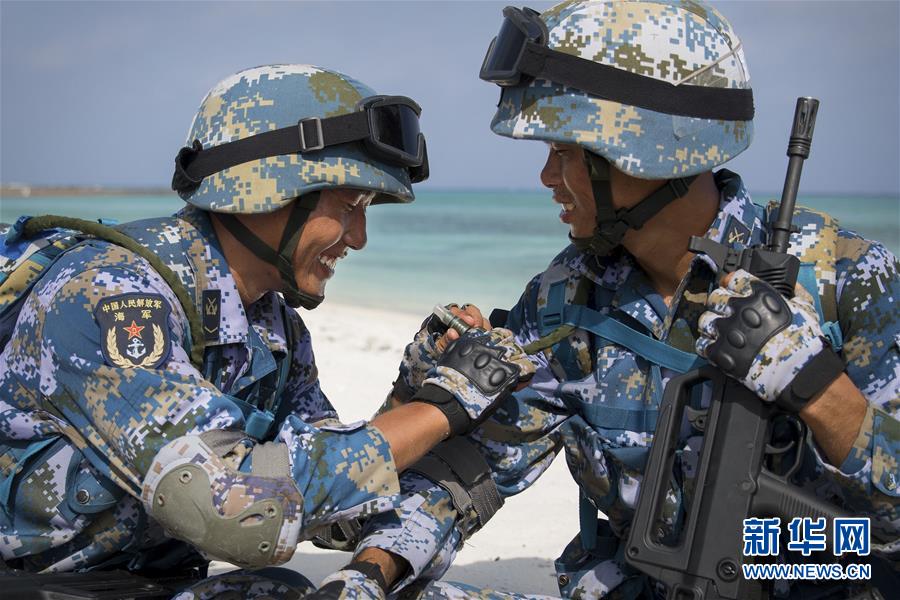 （壯麗70年&middot;奮斗新時(shí)代&middot;新華全媒頭條&middot;圖文互動(dòng)）（7）&ldquo;你在我的航程上，我在你的視線(xiàn)里&rdquo;&mdash;&mdash;走進(jìn)海軍西沙中建島官兵的五彩世界