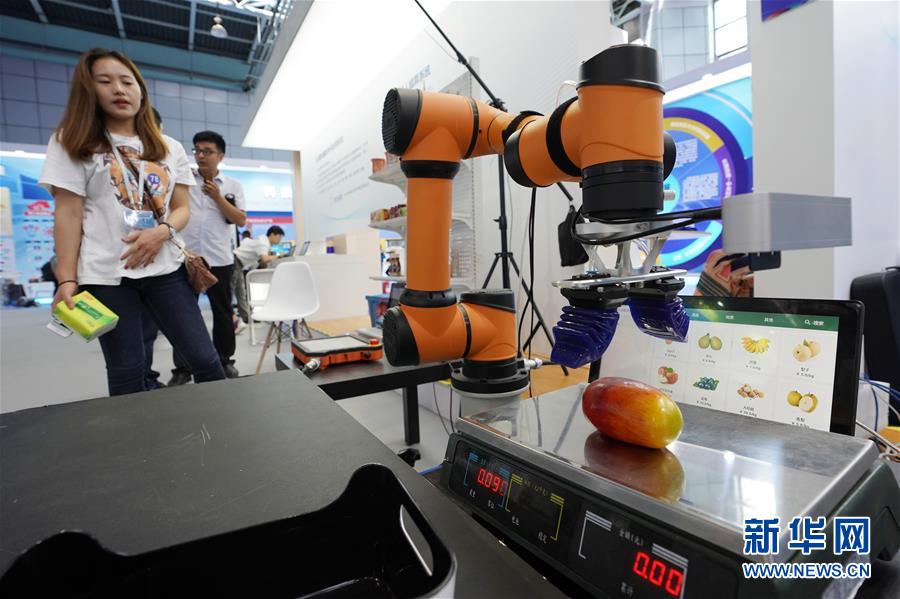 （新華全媒頭條&middot;圖文互動(dòng)）（9）&ldquo;創(chuàng)&rdquo;響中國(guó)&mdash;&mdash;2019年全國(guó)雙創(chuàng)活動(dòng)周熱點(diǎn)觀察