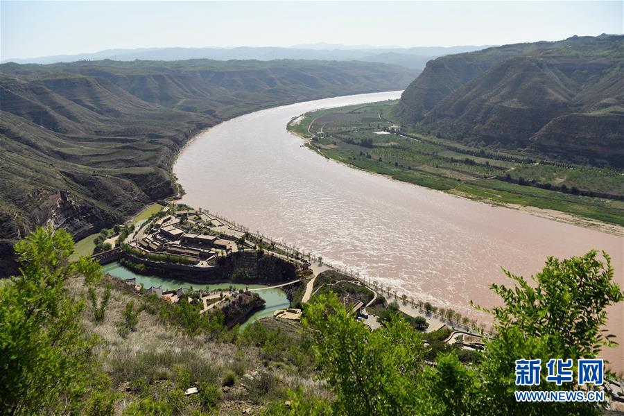 （新華全媒頭條&middot;壯麗70年&middot;奮斗新時代&mdash;&mdash;記者再走長征路&middot;圖文互動）（10）紅星，從這里照耀中國&mdash;&mdash;陜北見證中國革命的歷史轉(zhuǎn)折