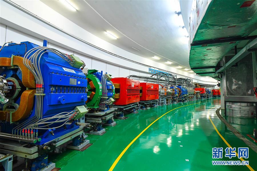 （壯麗70年&middot;奮斗新時(shí)代&mdash;&mdash;共和國(guó)發(fā)展成就巡禮&middot;圖文互動(dòng)）（6）南粵譜寫(xiě)新篇章　敢為人先再出發(fā)&mdash;&mdash;廣東70年跨越式發(fā)展紀(jì)實(shí)