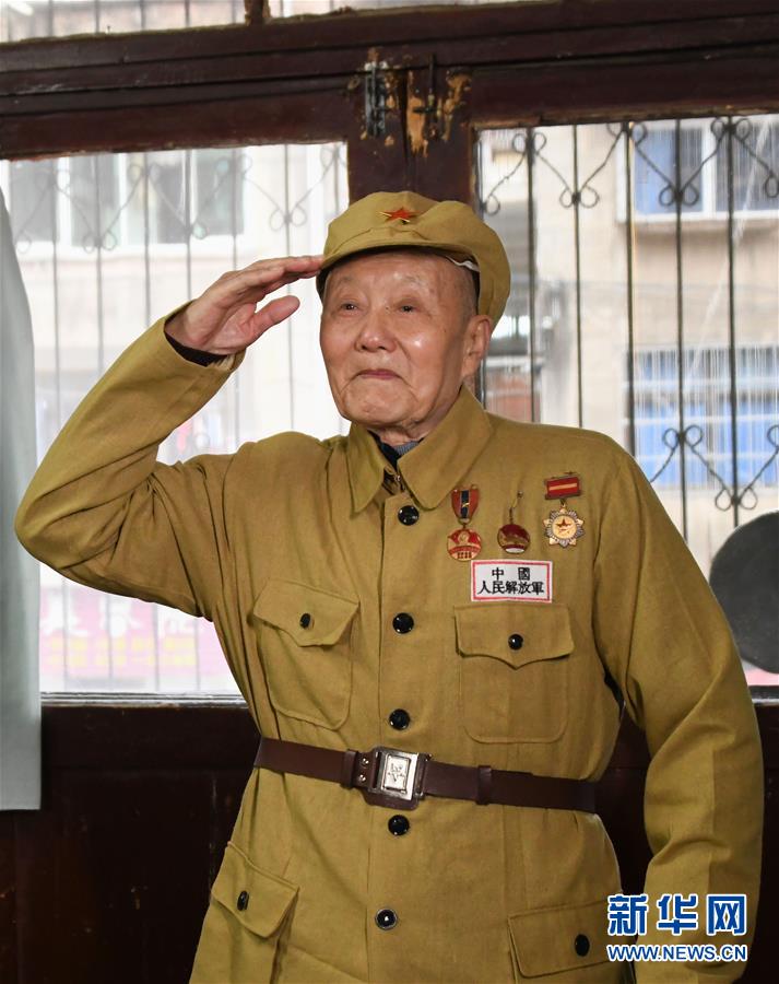 （壯麗70年&middot;奮斗新時(shí)代&mdash;&mdash;共和國(guó)榮光）（1）張富清：緊跟黨走，做黨的好戰(zhàn)士