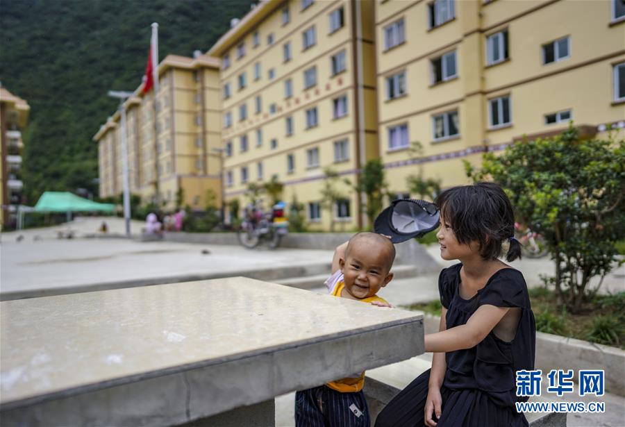 (新華全媒頭條·決戰(zhàn)決勝脫貧攻堅·圖文互動)(9)為了人與自然和諧共生——云南“三江并流”地區(qū)決戰(zhàn)精準(zhǔn)脫貧的“生態(tài)畫卷”