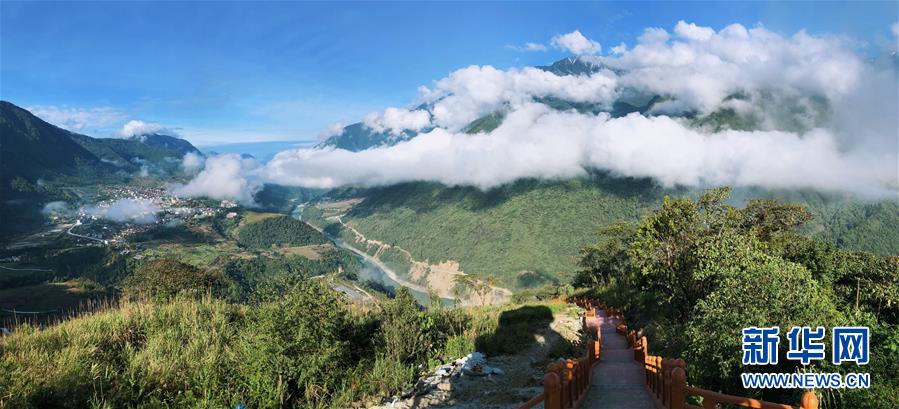 （新華全媒頭條&middot;圖文互動）（1）遠(yuǎn)去的馬幫&mdash;&mdash;&ldquo;蓮花秘境&rdquo;墨脫告別&ldquo;高原孤島&rdquo;之路